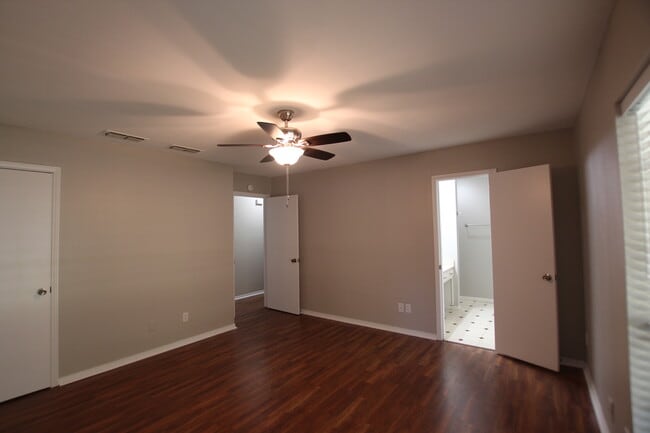 Building Photo - 3109 McDonald Rd