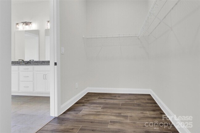 Building Photo - 4751 Anise Cir