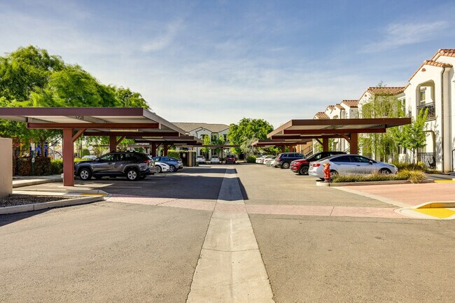 Building Photo - 140 Ivy Ave