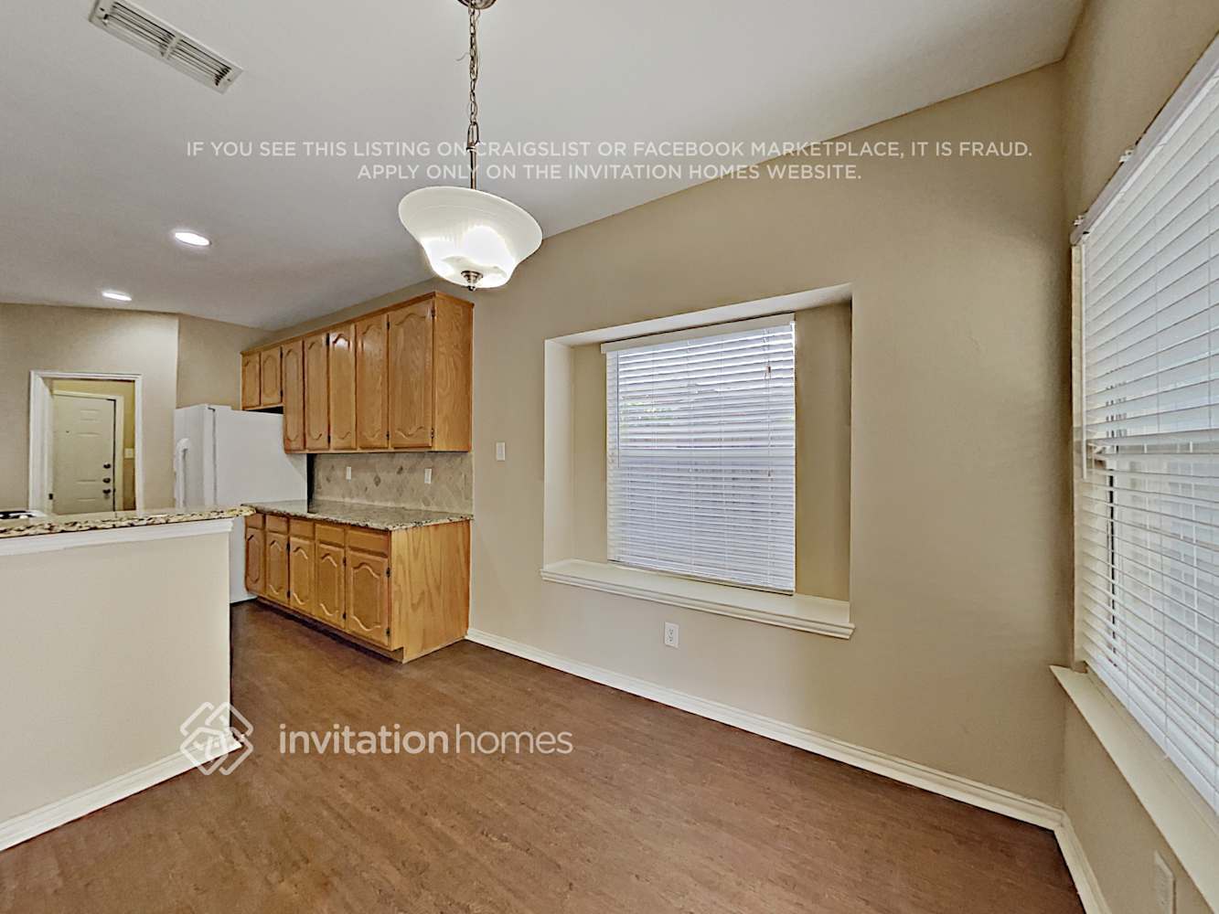 Building Photo - 4000 Iris Ct