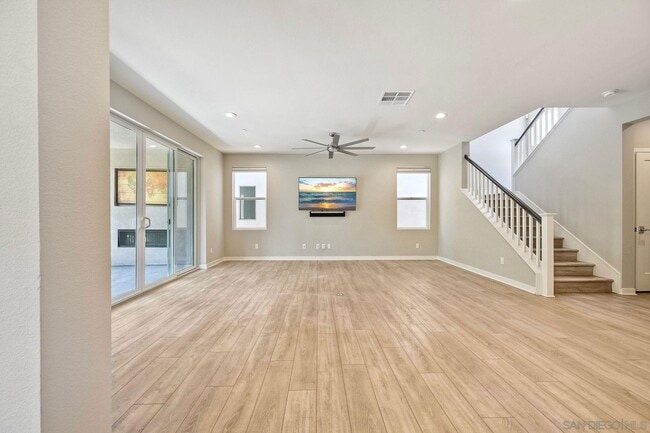 Building Photo - 16242 Camden Cir