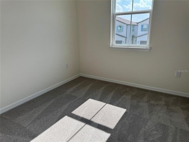 Building Photo - 4561 Small Creek Rd