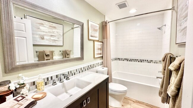 Building Photo - Beautifully Upgraded Single Story in the P...