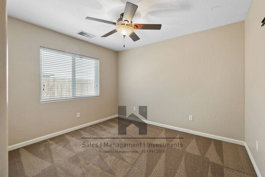 Building Photo - 2756 Sauvignon St