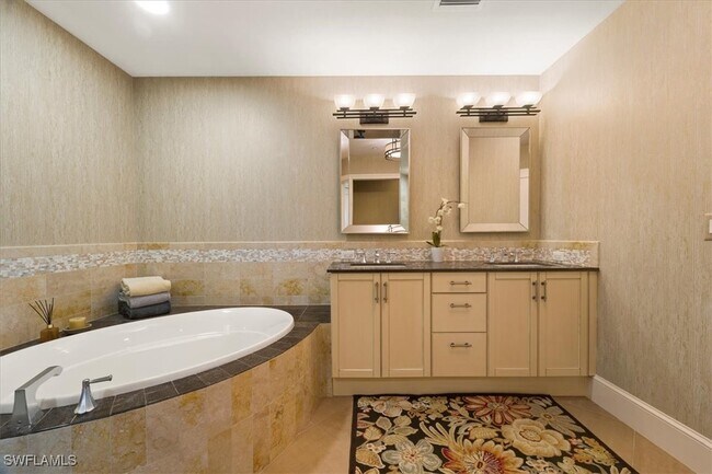 Building Photo - 9115 Strada Pl