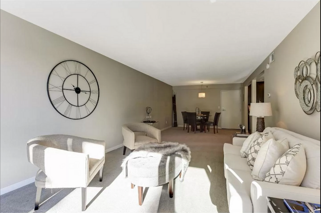 Building Photo - 1Bd/1Ba with Heated Parking, Stainless Ste...