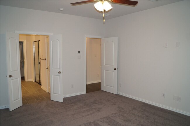 Building Photo - 2056 Meliana Dr