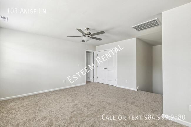 Building Photo - 103 Anise Ln