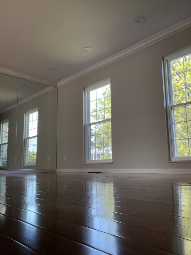 Building Photo - 12790 Polo Parc Dr