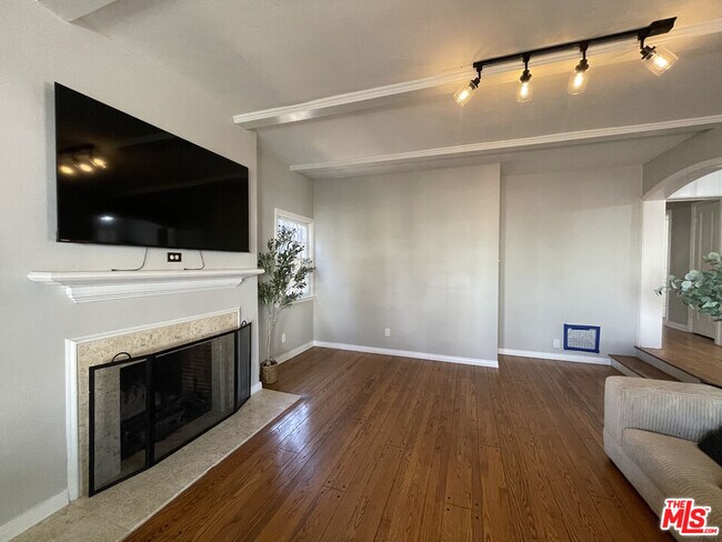 Building Photo - 1436 Spaulding Ave