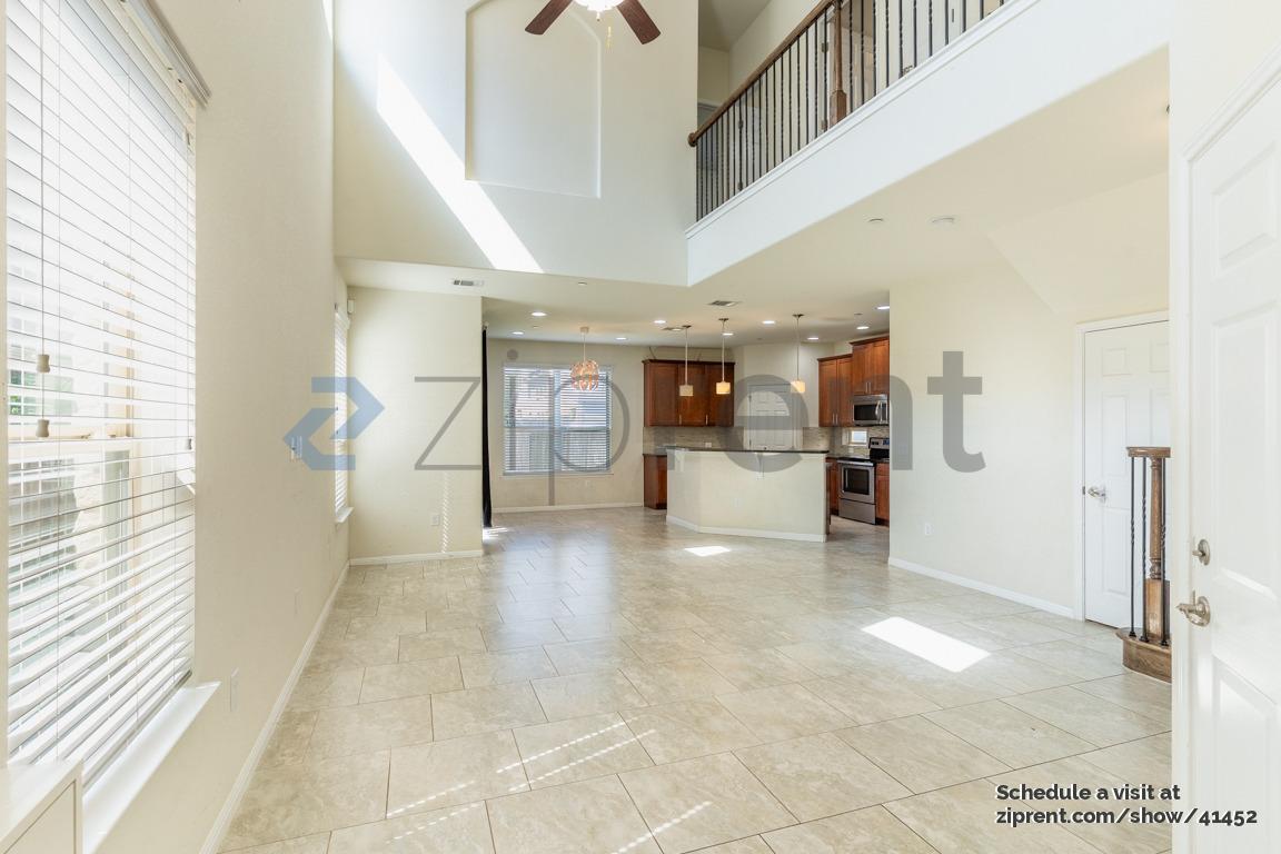 Building Photo - 3240 E Whitestone Blvd