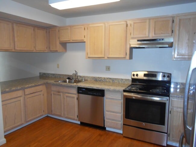 Building Photo - Two Story - Two Bedroom Condo