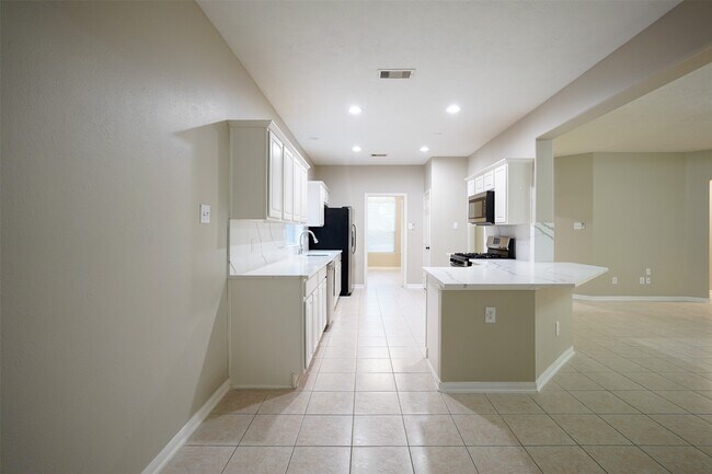 Building Photo - 105 N Holly Laurel Cir