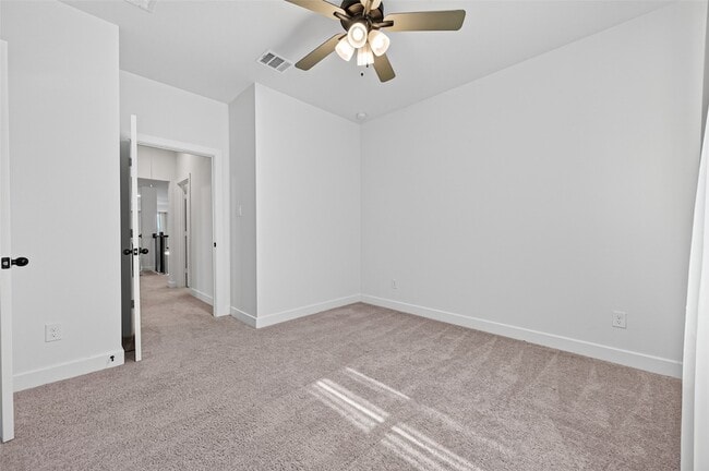 Building Photo - 3180 Stingray Cv Dr