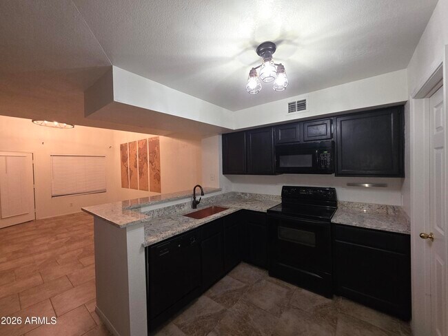 Building Photo - 2333 E Southern Ave