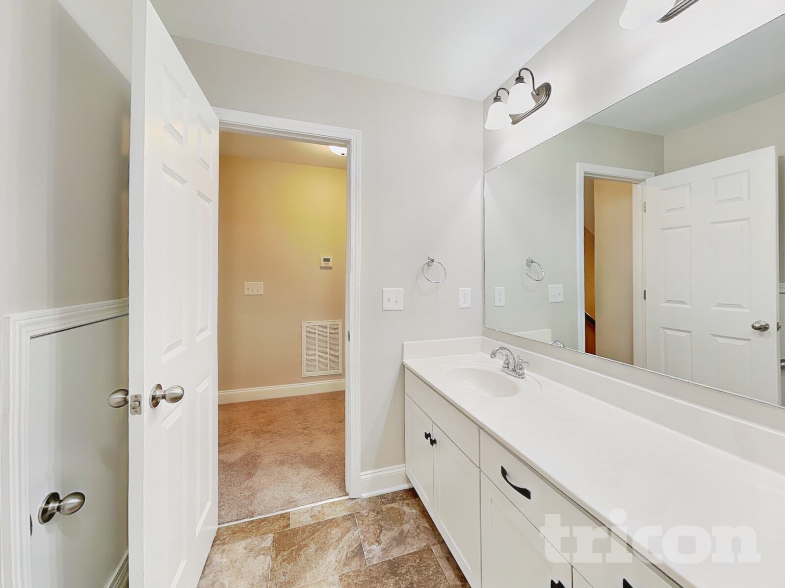 Building Photo - 1363 Coates Ln