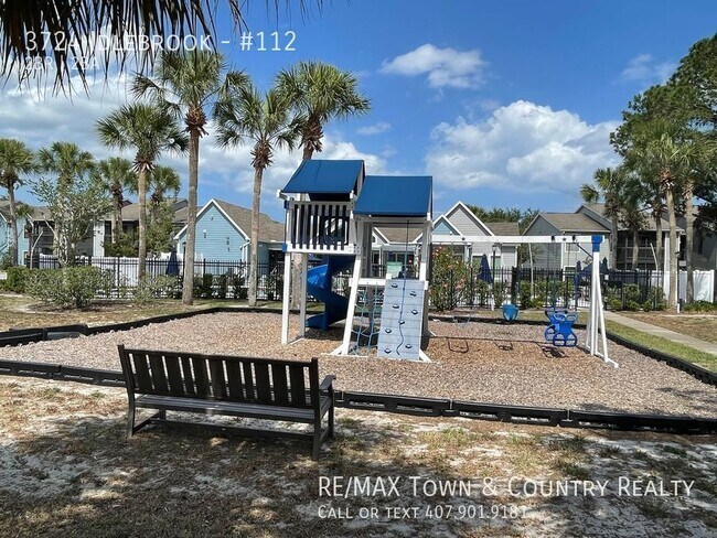 Building Photo - 3724 Idlebrook-#112