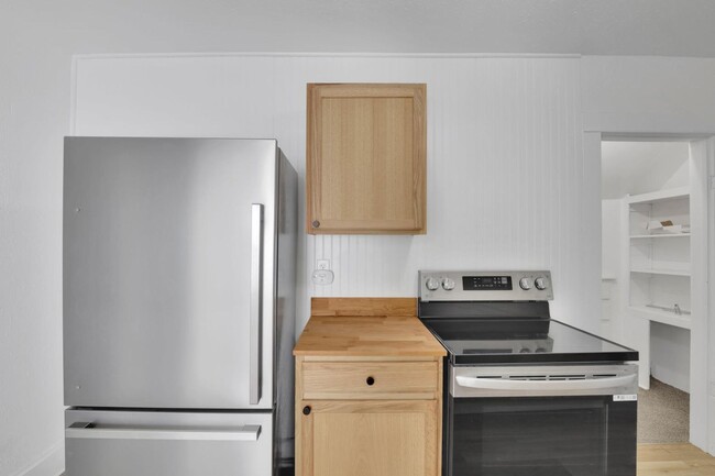 Building Photo - Cozy 1-Bedroom Unit in the heart of Spokane