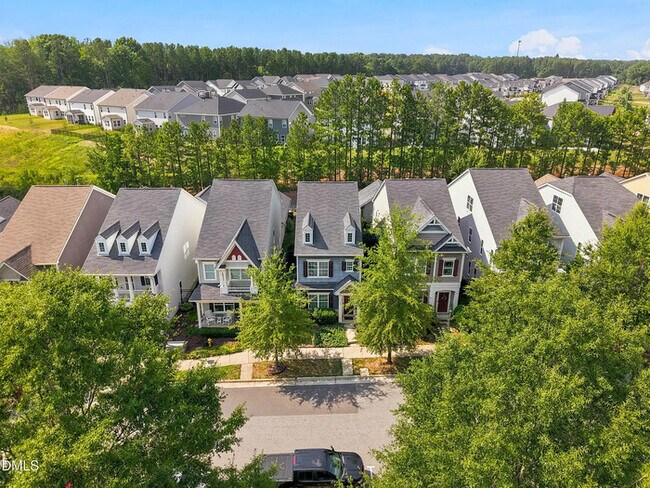 Building Photo - Lease OR Lease to Own