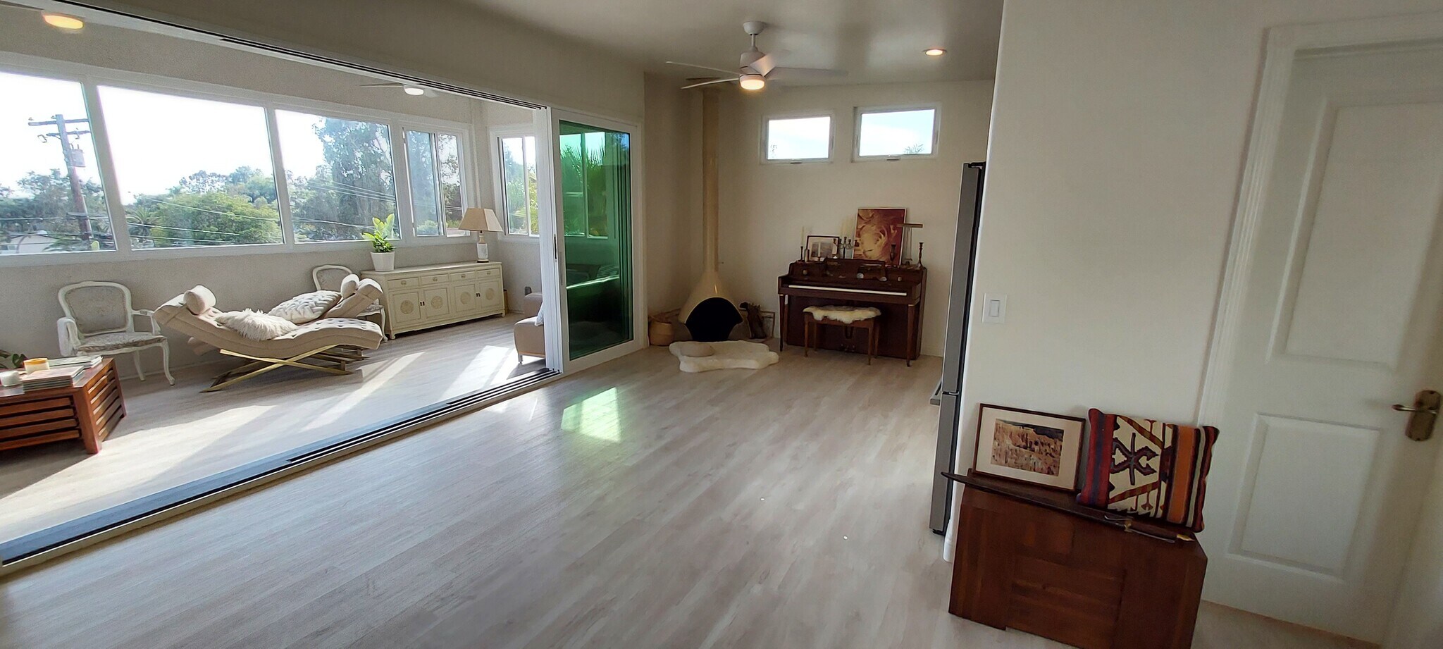 Building Photo - 603 Sunset Dr