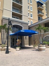 Building Photo - 1064 N Tamiami Trl