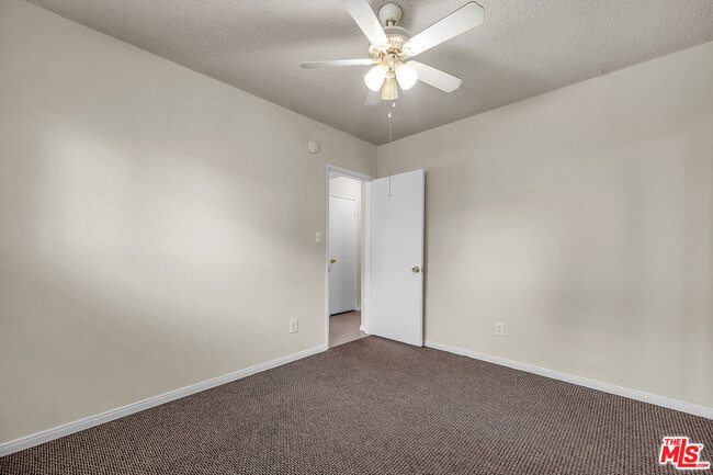 Building Photo - 3610 Percy St