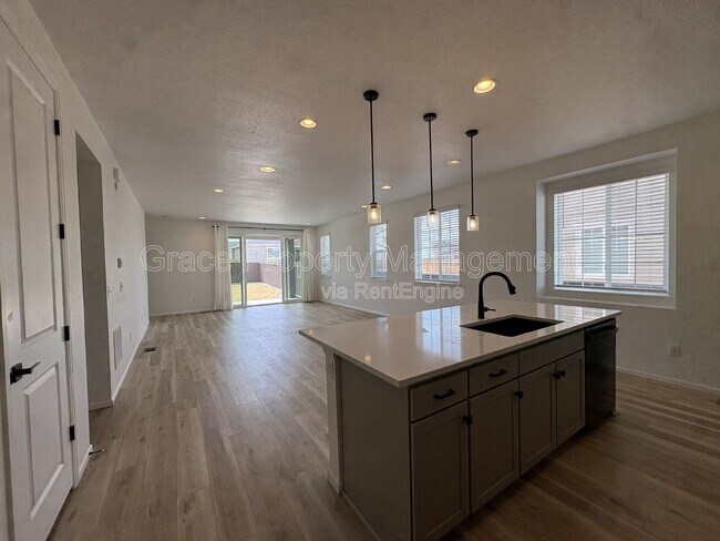 Building Photo - 18954 E 97th Pl