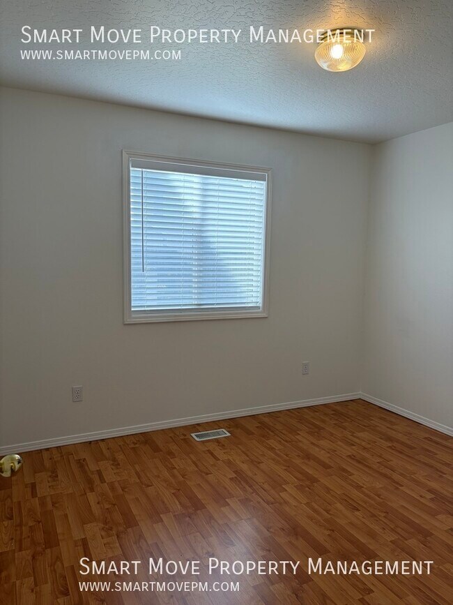 Building Photo - 9631 W Ottawa Ct