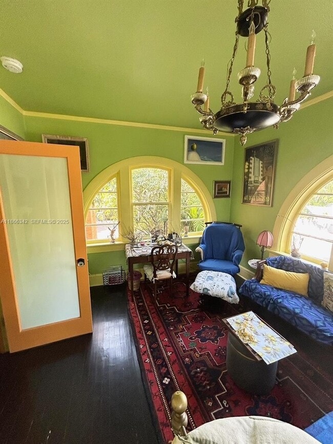 Building Photo - 168 NE 44th St