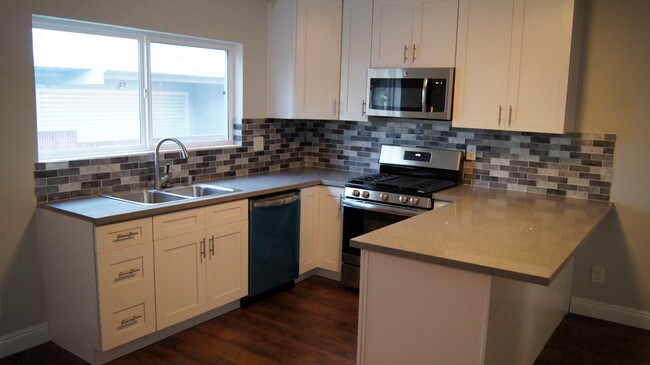 Building Photo - 1649 257th St