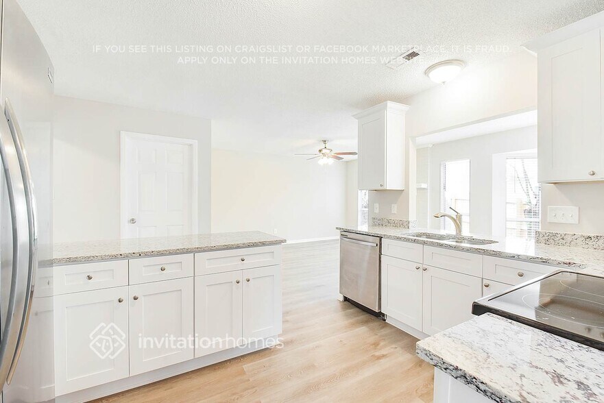 Building Photo - 9412 Charolais Ln