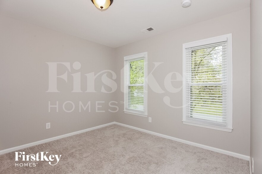 Building Photo - 7206 Brassy Creek Ln