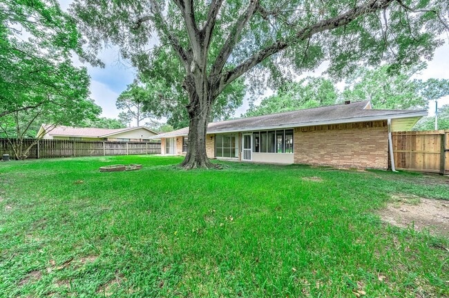 Building Photo - 1610 Richvale Ln