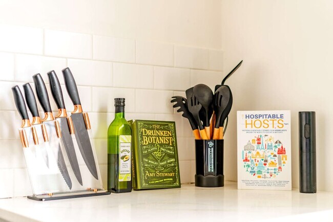 Building Photo - 241 W Water St