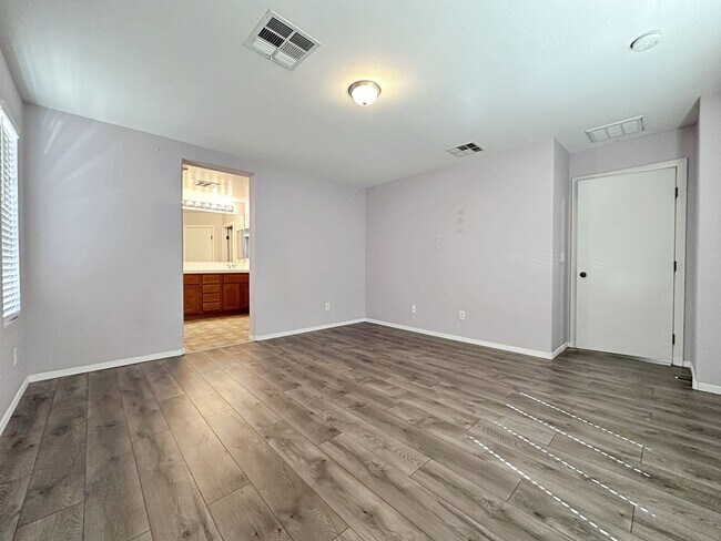 Building Photo - 5241 Pendergrass St