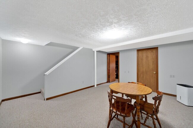 Building Photo - 1 Abbott Rd