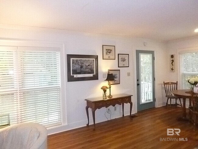 Building Photo - 19307 Scenic Hwy 98