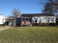 Building Photo - 1309 Ross Ave