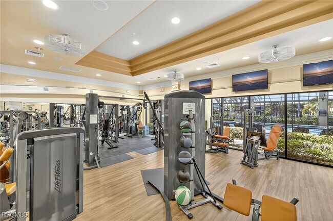 Building Photo - 8625 Via Rapallo Dr