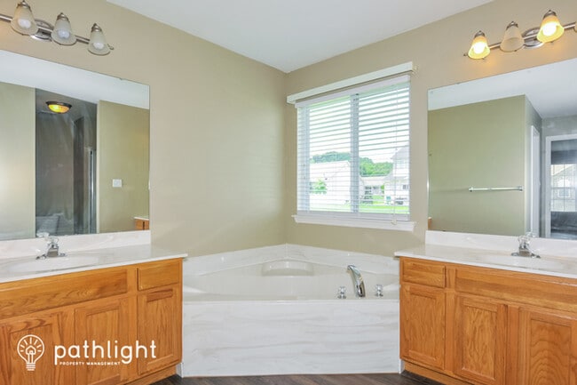 Building Photo - 2819 Kings Crossing Drive, Barnhart, MO, 6...