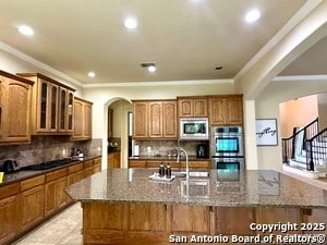 Building Photo - 24842 Fairway Springs