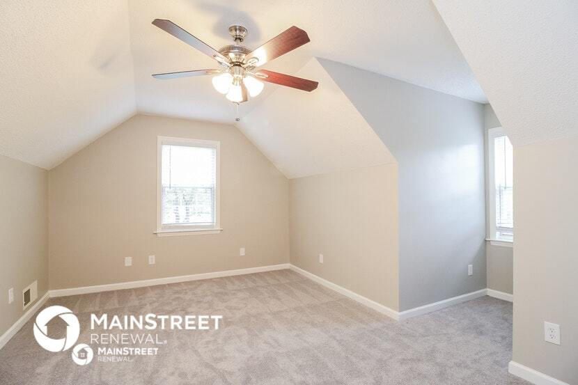 Building Photo - 4645 Fieldspring Rd