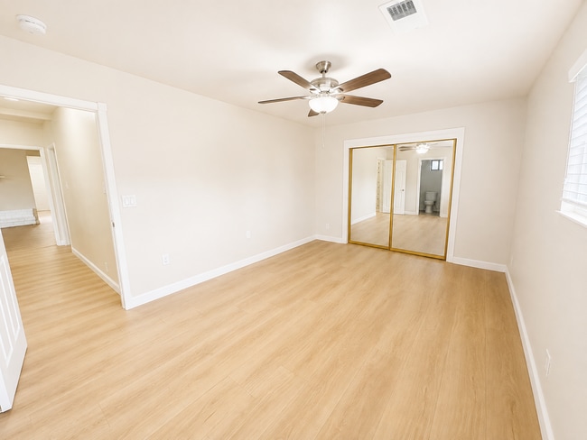Building Photo - 6298 Dairy Ave