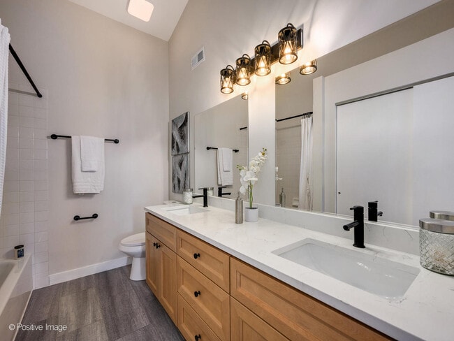 Building Photo - 1159 Harbor Ct