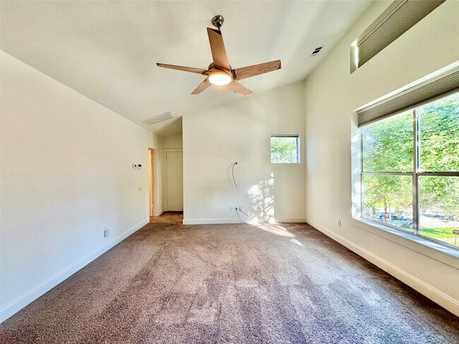 Building Photo - 4214 Swiss Ave