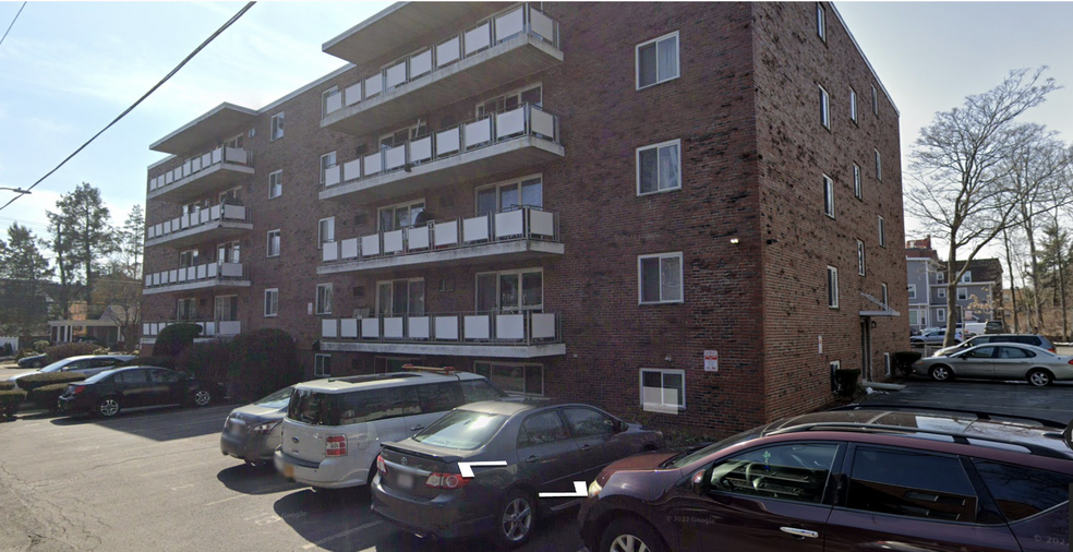 Building Photo - 190 Mountain Ave