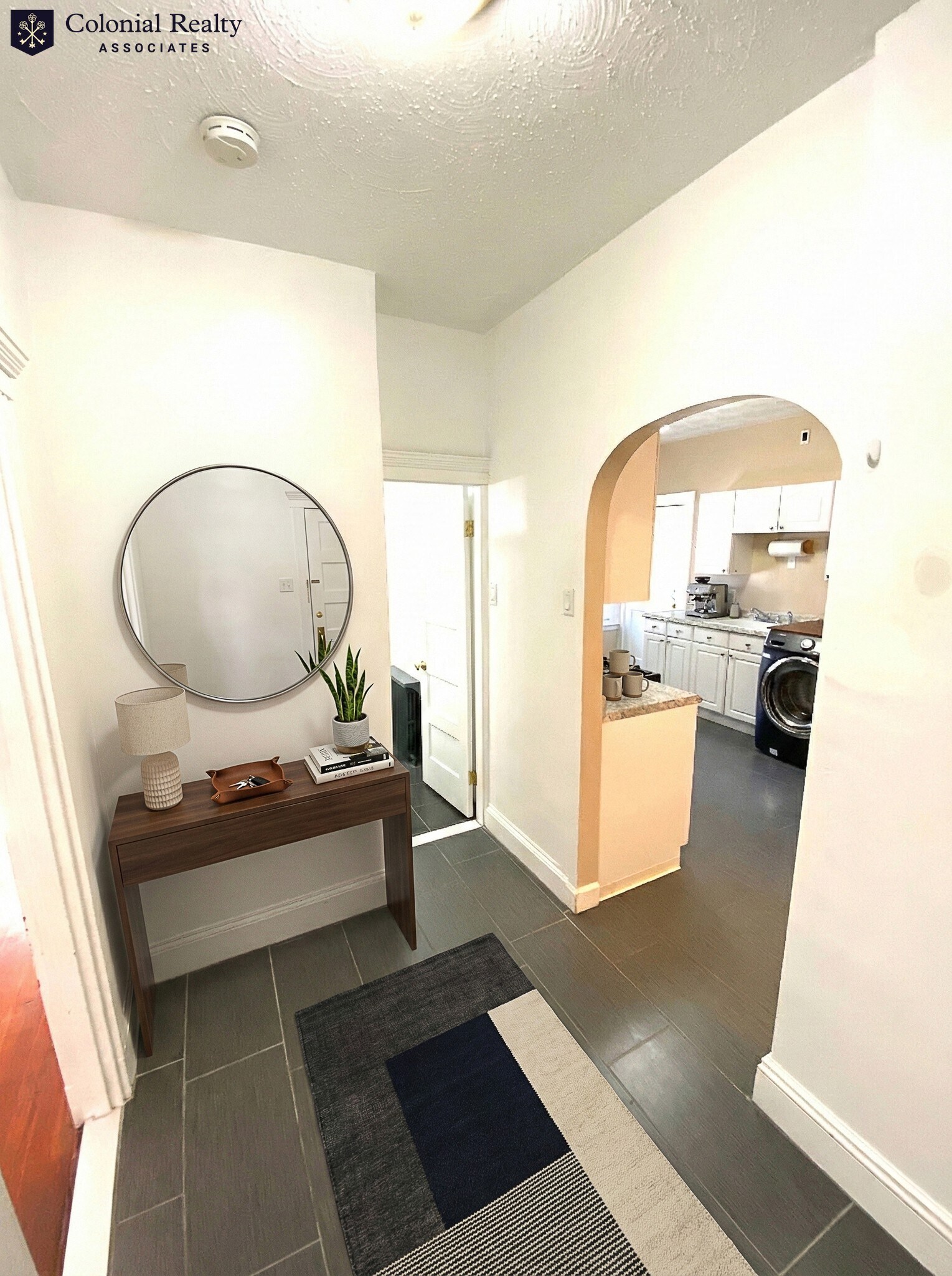 Building Photo - 41 Gordon St