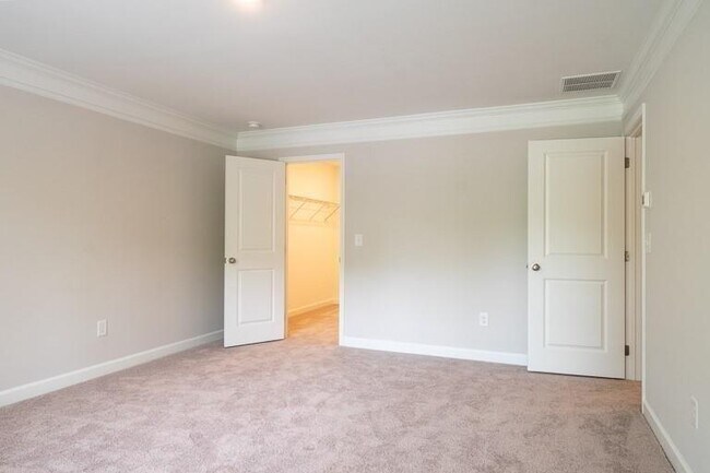 Building Photo - 3359 Verdi Ln