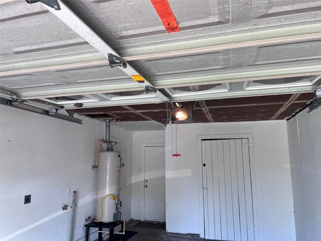 Building Photo - 4222 Botany Ln