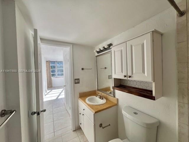 Building Photo - 2016 Bay Dr